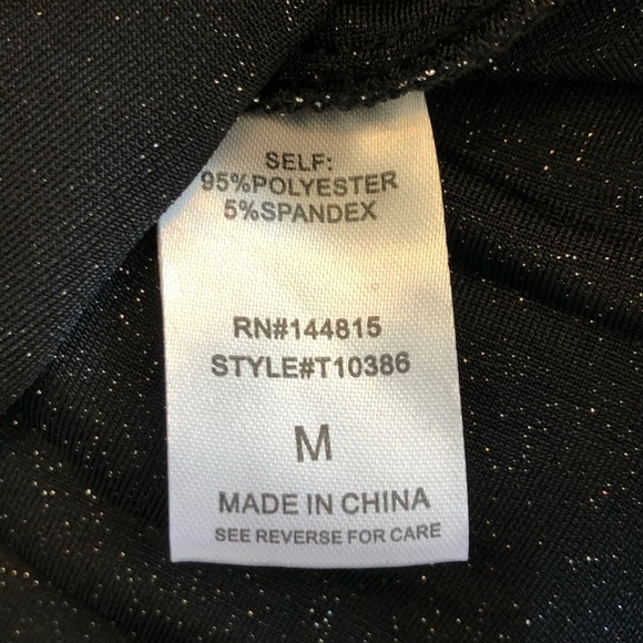 ✨3/$30✨ Lovesong Sparkly Silver Flounce Sleeved Top | M​ - Picture 2 of 3